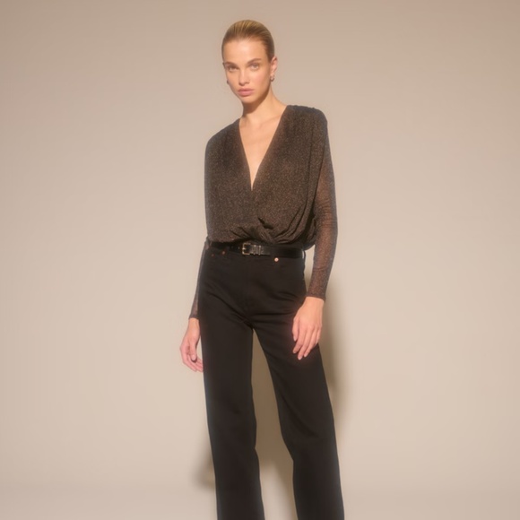 Abercrombie Long-Sleeve Draped Deep-V Bodysuit - Picture 2 of 9